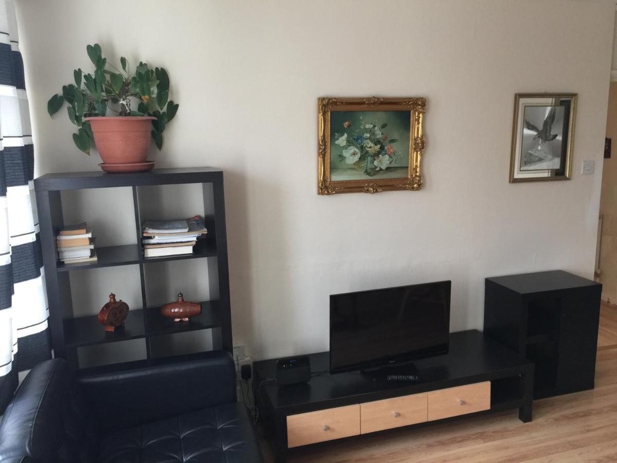 Two Bedroom Apartment In Royal Greenwich لندن المظهر الخارجي الصورة